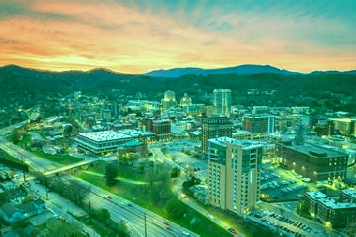 Aurora, 21 — Escort in Asheville, United States