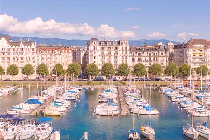 Aurora, 21 — Escort in Bonne, France