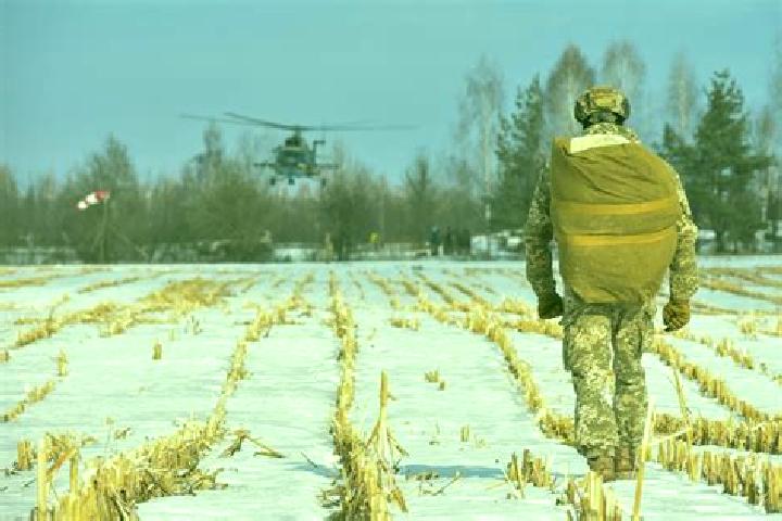 Aurora, 21 — Escort in Hirsivka, Ukraine