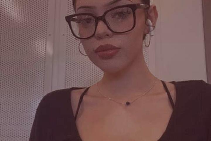 Aurora, 21 — Escort in Kaysville, United States