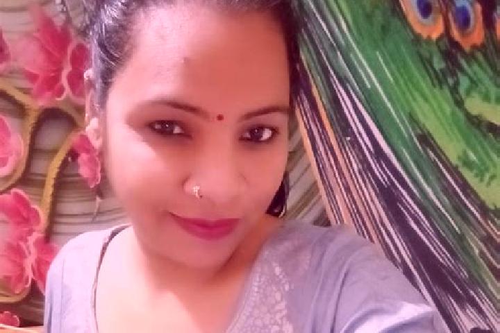 Aurora, 21 — Escort in Khandela, India