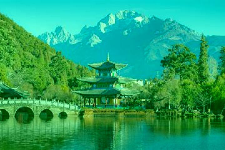 Aurora, 21 — Escort in Laidian, China