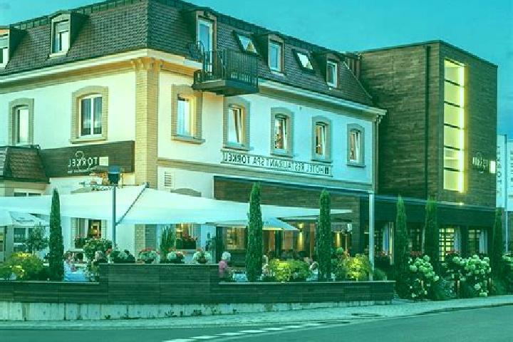 Aurora, 21 — Escort in Nonnenhorn, Germany