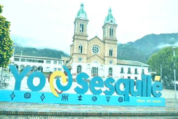Aurora, 21 — Escort in Sesquile, Colombia