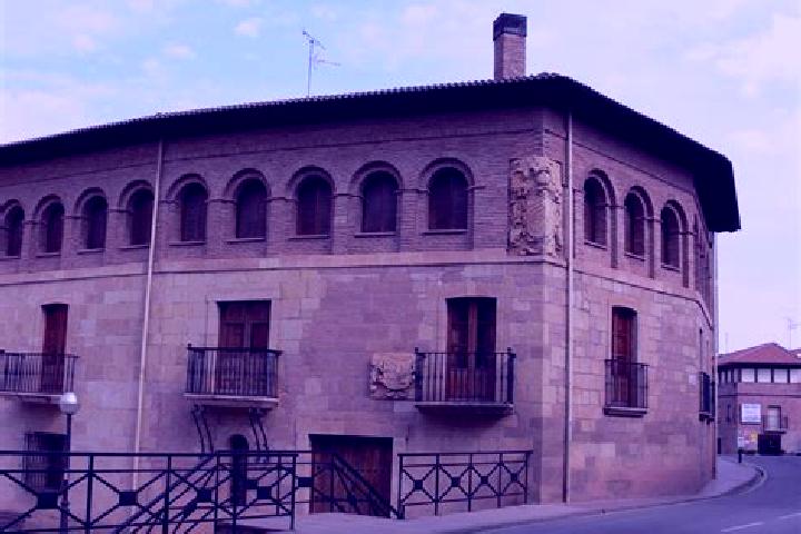 Aurora, 21 — Escort in Torrecilla sobre Alesanco, Spain