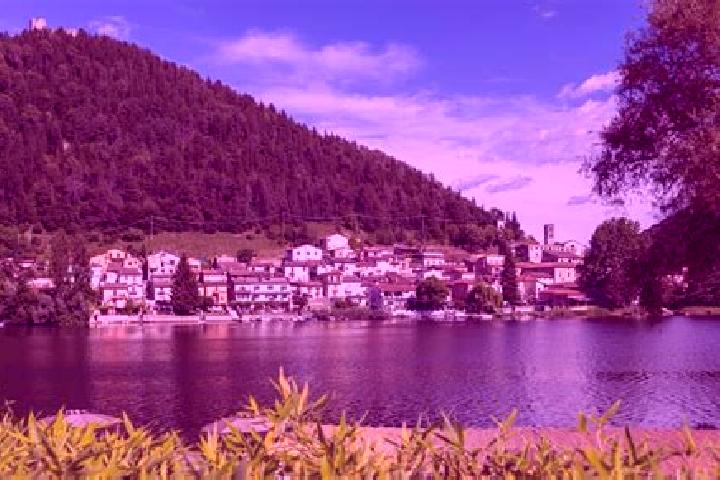 Aurora, 21 — Escort in Villaromagnano, Italy