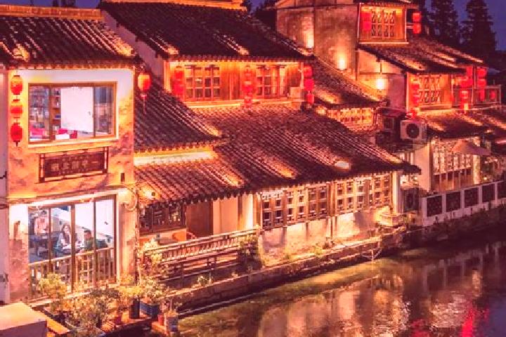 Aurora, 21 — Escort in Yinghai, China