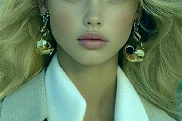 Aurora, 22, a auburn amber-eyed european companion based in Grazzano Badoglio. Offering Travel Companion, Erotic Massage, 69. Available for incall and outcal...
