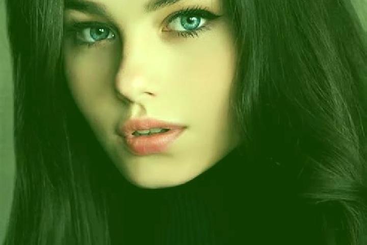Aurora, 22, a black blue-eyed european companion based in Winthrop. Offering Overnight, GFE, Erotic Massage, Dinner Date, Girlfriend Experience. Available fo...