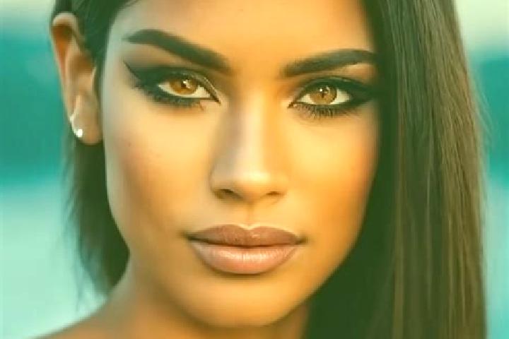 Aurora, 22, a blonde amber-eyed latina companion based in Narok. Offering Tantra, Couples, Duos, Striptease, CIM. Available for incall and outcall, day and e...