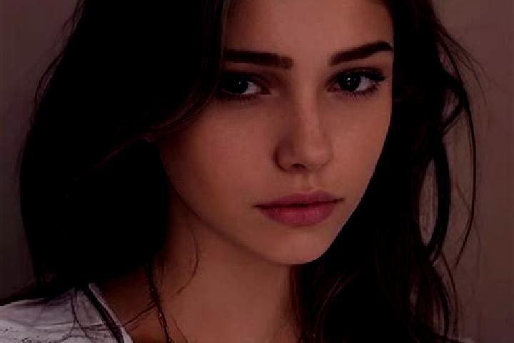 Aurora, 22, a chestnut green-eyed slavic companion based in Caldes de Montbui. Offering Erotic Massage, Couples, Overnight, OWO. Available for incall and out...