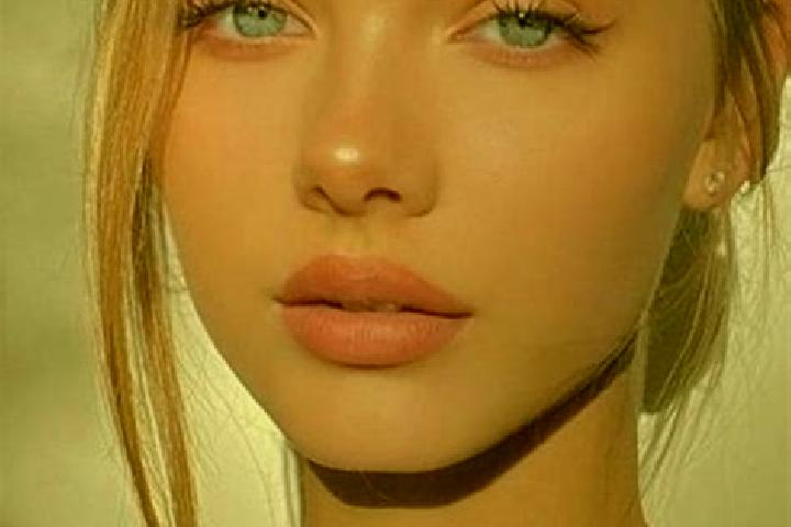 Aurora, 22, a dark blonde blue-eyed indian companion based in Notre-Dame-de-Riez. Offering Striptease, Duos, Erotic Massage, Tantra. Available for incall and...