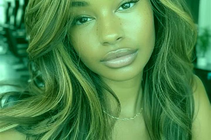 Aurora, 22, a dark blonde brown-eyed mixed companion based in Lake Shangrila. Offering 69, A-Level, Striptease, Tantra, Girlfriend Experience. Available for ...
