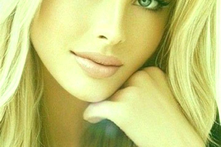 Aurora, 22, a dark blonde dark-eyed caucasian companion based in Chevreuse. Offering Girlfriend Experience, A-Level. Available for incall and outcall, day an...