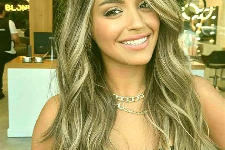 Aurora, 22, a dark blonde dark-eyed middle eastern companion based in Mochov. Offering Erotic Massage, Striptease, 69, GFE, Couples. Available for incall and...