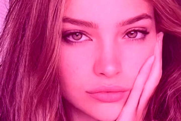 Aurora, 22, a dark blonde hazel-eyed indian companion based in Canove di Roana. Offering Duos, Deep French Kissing, Overnight, Roleplay, Dinner Date. Availab...