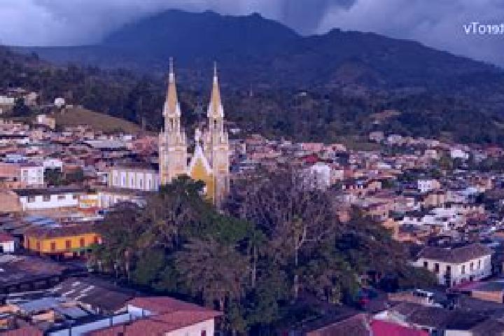 Aurora, 22 — Escort in Chinavita, Colombia