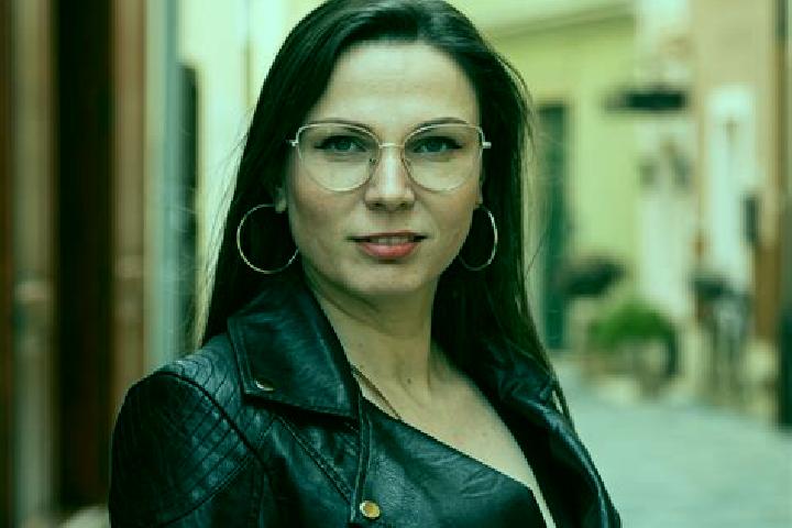 Aurora, 22 — Escort in Fertoszentmiklos, Hungary