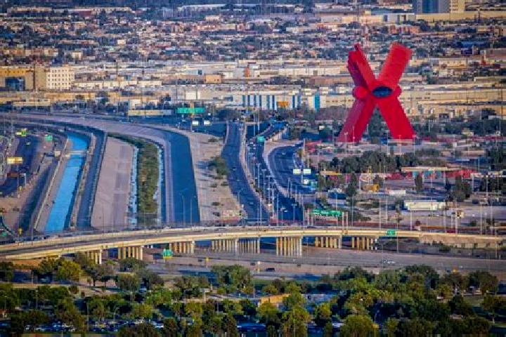 Aurora, 22 — Escort in La Luz de Juarez, Mexico