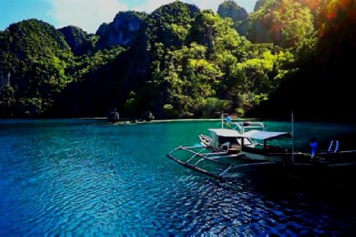 Aurora, 22 — Escort in Lugait, Philippines