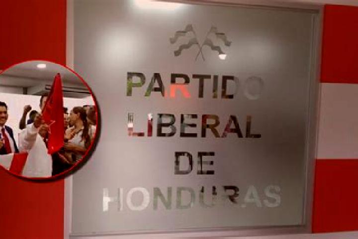 Aurora, 22 — Escort in Monterrey, Honduras