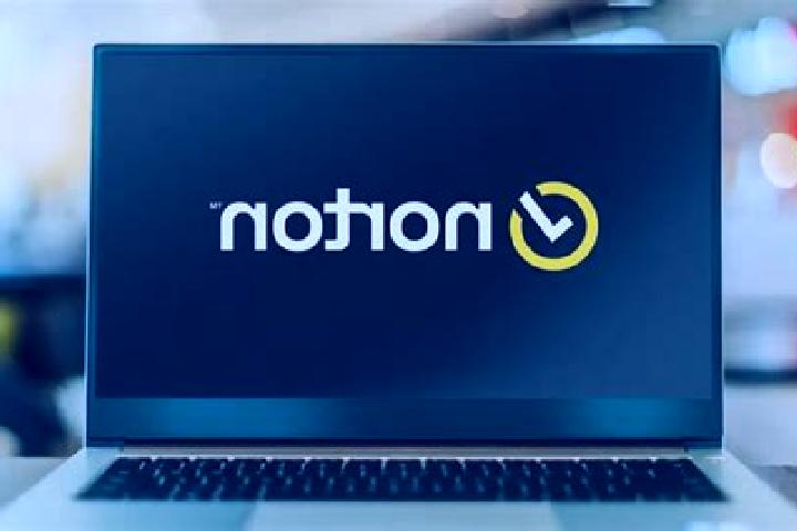 Aurora, 22 — Escort in Norton, United States