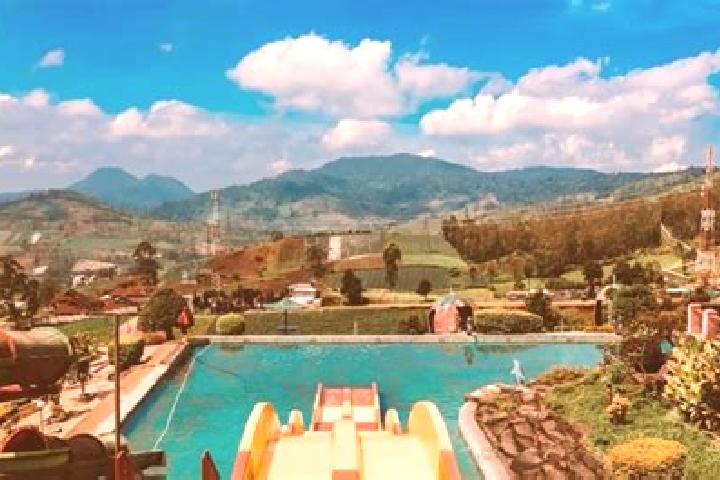Aurora, 22 — Escort in Puncak, Indonesia