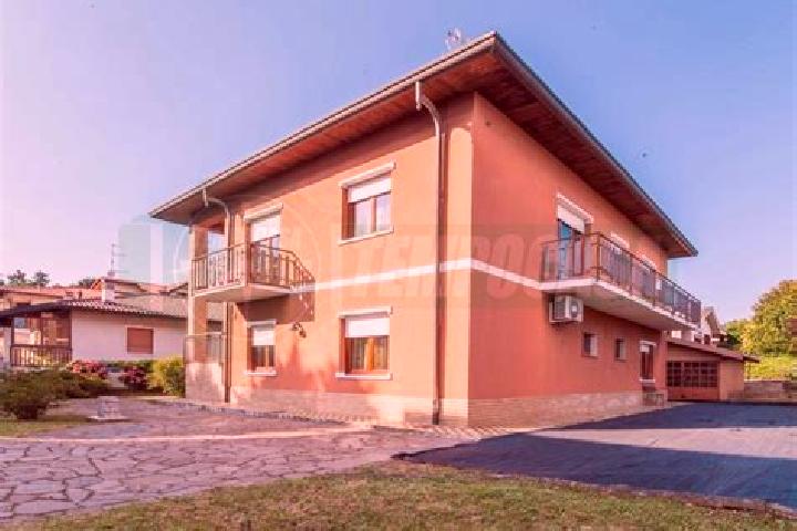 Aurora, 22 — Escort in Venegono Inferiore, Italy