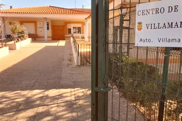 Aurora, 22 — Escort in Villamalea, Spain