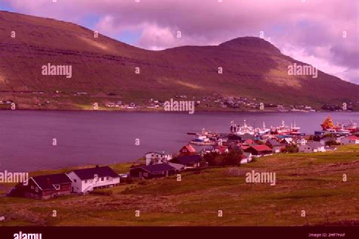 Aurora, 22 — Escort in Ytri Skali, Faroe Islands