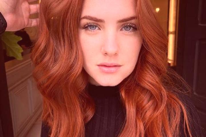 Aurora, 23, a auburn blue-eyed ebony companion based in Balugaon. Offering Tantra, Dinner Date, Duos, GFE. Available for incall and outcall, day and evening ...