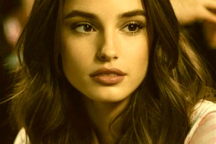 Aurora, 23, a brunette brown-eyed indian companion based in Den Hout. Offering Girlfriend Experience, Erotic Massage, CIM. Available for incall and outcall, ...