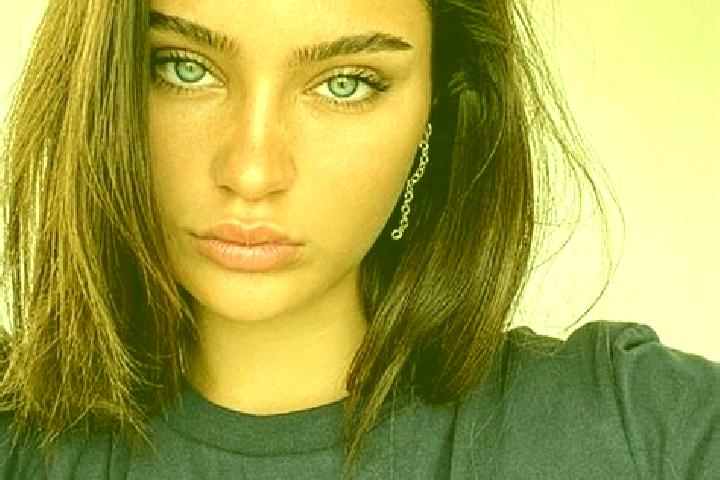 Aurora, 23, a brunette dark-eyed indian companion based in Atacames. Offering Travel Companion, 69, Domination, BDSM. Available for incall and outcall, overn...