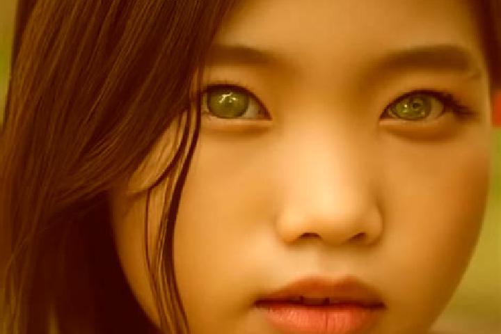 Aurora, 23, a brunette green-eyed asian companion based in Glagahdowo. Offering Party Girl, CIM, Striptease. Available for incall and outcall, day and evenin...
