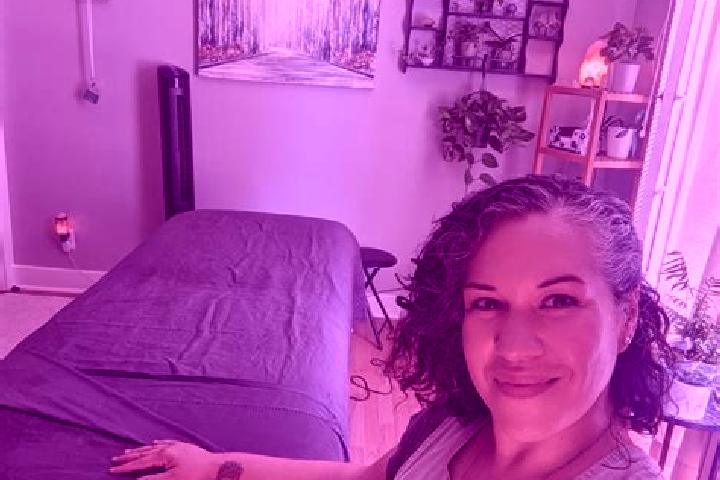 Aurora, 23, a chestnut grey-eyed latina companion based in San Martin Totolan. Offering A-Level, Travel Companion, Massage. Available for incall and outcall,...