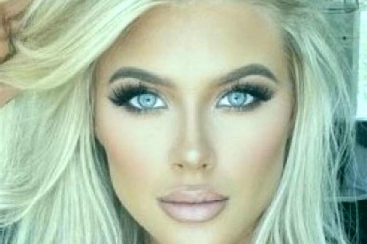 Aurora, 23, a platinum blonde blue-eyed asian companion based in Bulciago. Offering Party Girl, A-Level, Deep French Kissing, Massage, 69. Available for inca...