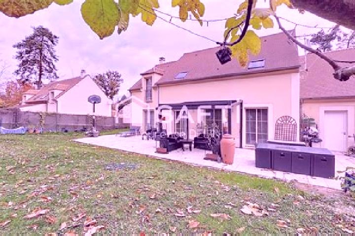 Aurora, 23 — Escort in Boisemont, France