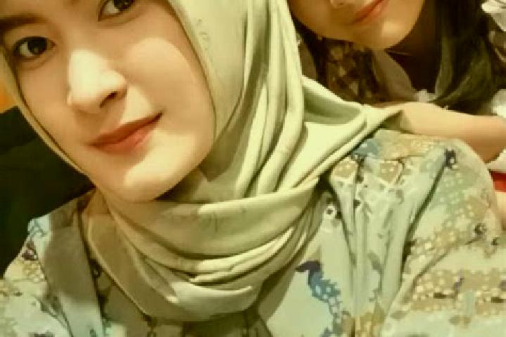 Aurora, 23 — Escort in Ngening, Indonesia