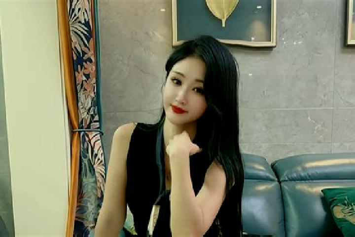 Aurora, 23 — Escort in Pingdingshan, China