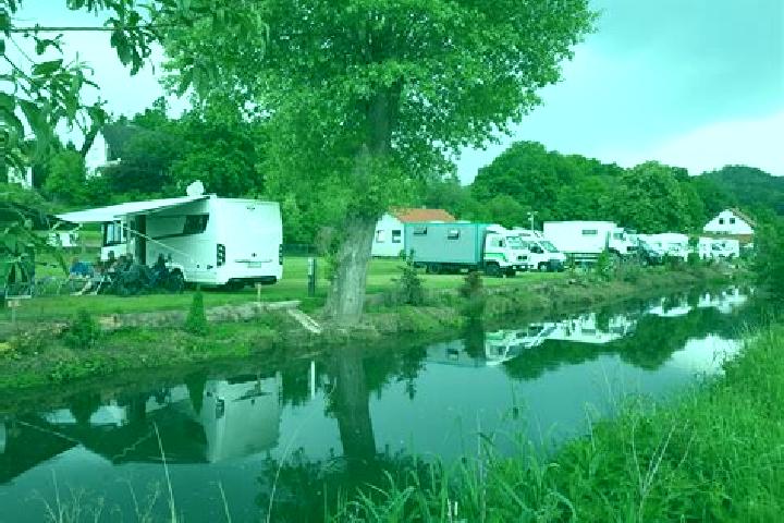 Aurora, 23 — Escort in Stein-Wingert, Germany