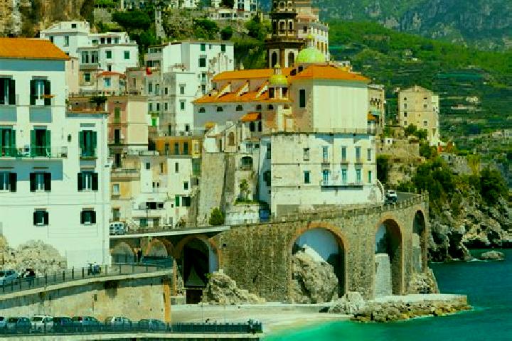 Aurora, 23 — Escort in Taipana, Italy