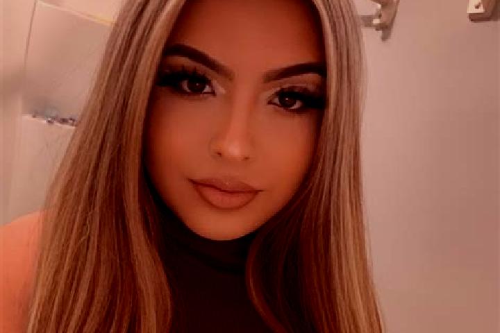 Aurora, 24, a blonde brown-eyed latina companion based in Pasargunung. Offering Girlfriend Experience, OWO, Roleplay. Available for incall and outcall, overn...
