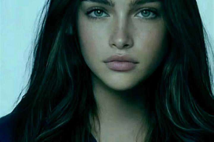 Aurora, 24, a brunette blue-eyed caucasian companion based in Erenas. Offering Party Girl, Roleplay, Domination, Travel Companion, Dinner Date. Available for...