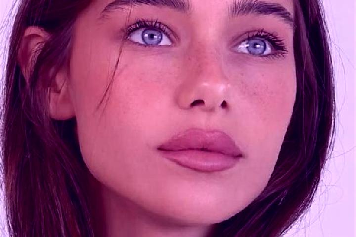 Aurora, 24, a brunette brown-eyed mediterranean companion based in Iguai. Offering Massage, Overnight, Dinner Date, Duos. Available for incall and outcall, d...