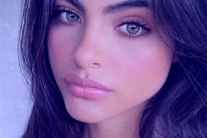 Aurora, 24, a brunette green-eyed mediterranean companion based in Marolidhong. Offering OWO, CIM, Deep French Kissing, Domination. Available for incall and ...