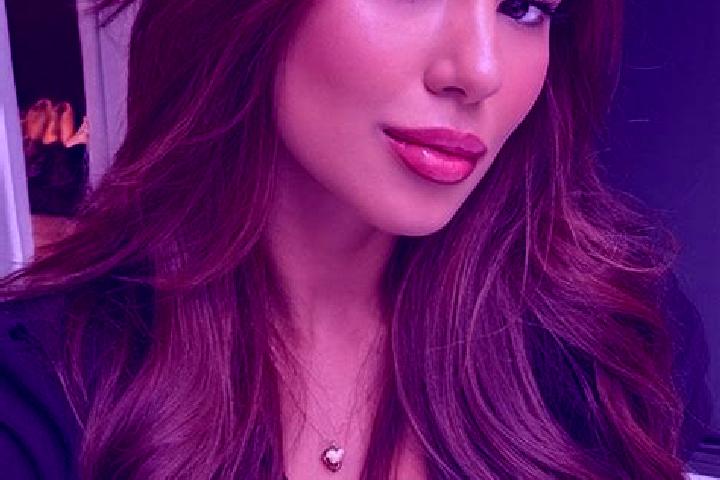 Aurora, 24, a chestnut brown-eyed latina companion based in Mondai. Offering A-Level, CIM, Dinner Date, Party Girl. Available for incall and outcall, day and...
