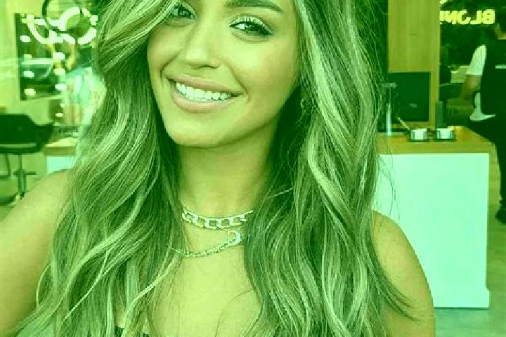 Aurora, 24, a dark blonde brown-eyed european companion based in Chiguata. Offering Dinner Date, Overnight, Roleplay. Available for incall and outcall, day a...