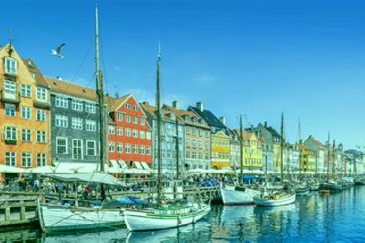 Aurora, 24 — Escort in Allingabro, Denmark