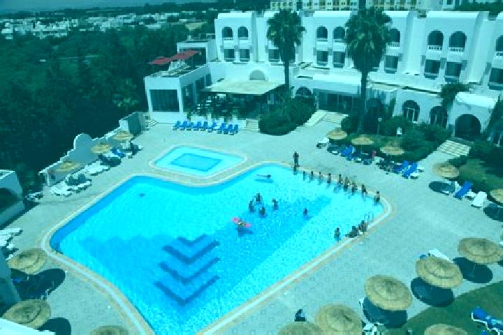 Aurora, 24 — Escort in Bou Hanifia el Hamamat, Algeria