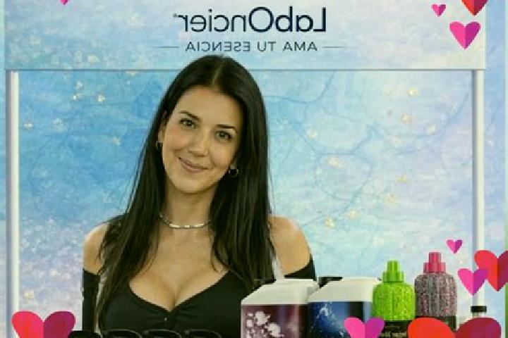 Aurora, 24 — Escort in Caudete, Spain